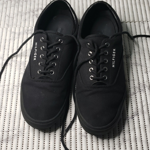 Tommy Hilfiger Men Black Lace Up Sneakers Size 8.5 - Picture 7 of 9